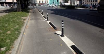 Полиция о столбиках на улицах Риги: есть польза, но были и ошибки
