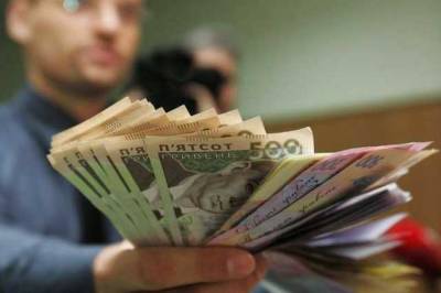 Кому в Украине платят от 50 тыс. грн: названы самые высокооплачиваемые вакансии