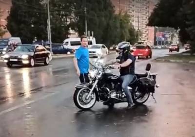 Мотоциклист, сбивший ребенка на Михайловском шоссе, был пьян
