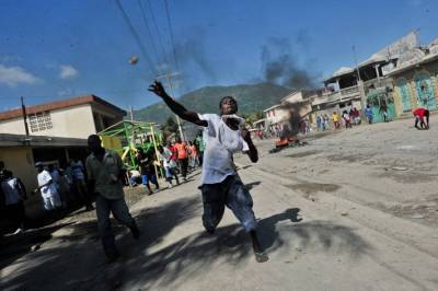 “Большая ошибка”: французы предупреждают Гаити о последствиях военной помощи США