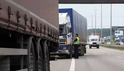 Из-за жары с 10:30 запрещен въезд грузовиков в Киев, - патрульная полиция