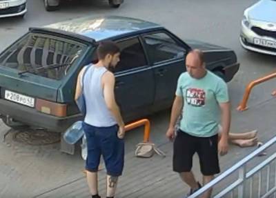 Мужчина в Кирове ударил женщину по лицу и отправил в нокаут при ее маленьком сыне