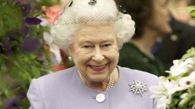 Королева Великобритании Елизавета II поддержала сборную Англии перед игрой с Италией