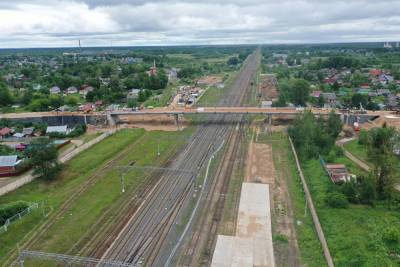В Тверской области без остановки поездов установили 773-тонный пролёт путепровода