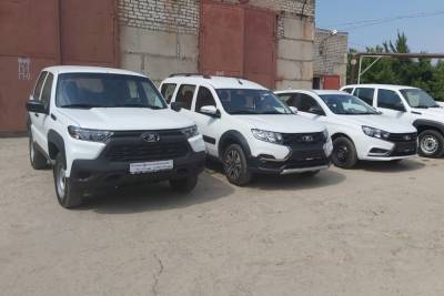 Волгоградские медучреждения получают новые санитарные автомобили