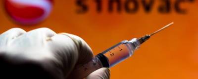 В Таиланде привитая вакциной Sinovac медсестра умерла от коронавируса