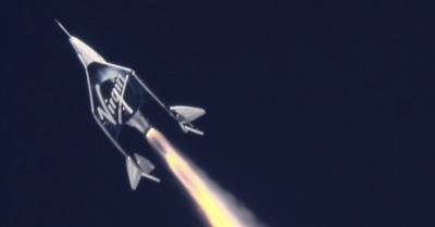 Миллиардер Брэнсон отправляется космос на своем ракетоплане (прямая трансляция)