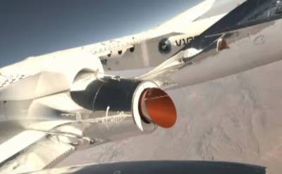 Virgin Galactic запустила ракетоплан с главой компании на борту