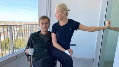 Писатель Станислав Белковский объяснил, почему Навальный не пускает жену в политику