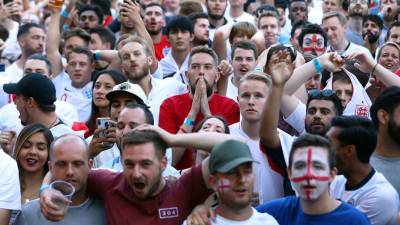 Болельщики устроили драку возле «Уэмбли» перед финалом Евро-2020