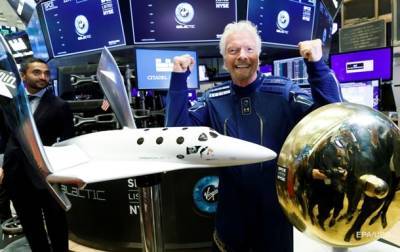 Миллиардер Брэнсон стал первым в мире космическим туристом
