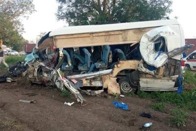 Трое человек погибли в ДТП с микроавтобусом на Кубани