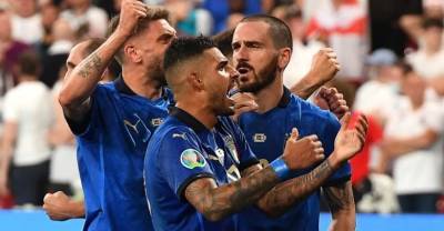 Футбол не вернулся домой: Сборная Италии выиграла Евро-2020