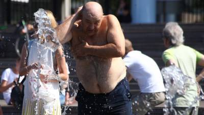 Дерматовенеролог Нагайцева дала советы по уменьшению потоотделения в жару