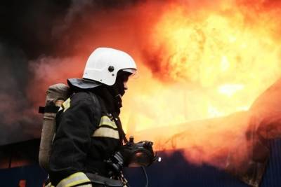 Крыша бани сгорела в Агинском из-за несоблюдение правил пожарной безопасности