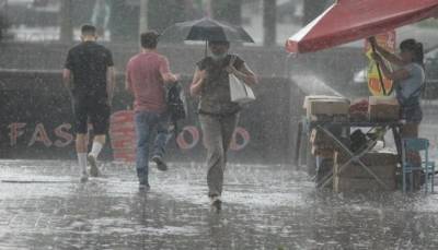Дожди возращаются: в Украине объявлено штормовое предупреждение