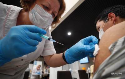 В Таиланде умерла медработник после вакцинации от коронавируса
