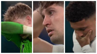 Игроки сборной Англии срывали с себя медали после поражения в финале: "Как некрасиво"