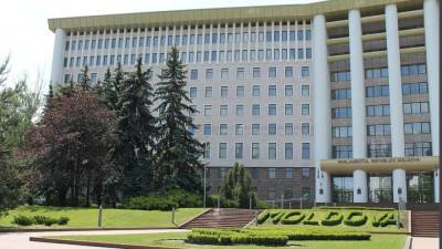 Президентская партия лидирует на выборах в парламент Молдавии