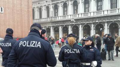 Пятнадцать жителей Милана пострадали на праздновании победы Италии в Евро-2020
