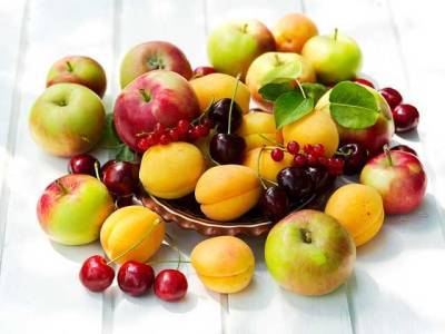 В Украине могут уничтожить часть урожая черешни, яблок и винограда