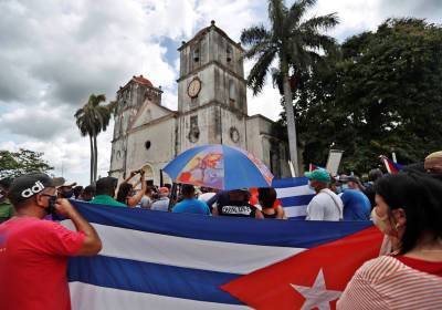 Кубу охватили массовые протесты