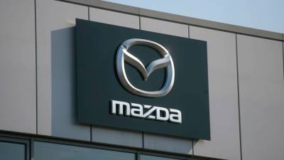 Mazda отзывает десятки тысяч машин из-за травмоопасного логотипа