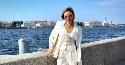 Лучший комплект на лето: Татьяна Навка в безукоризненно белом костюме с бермудами