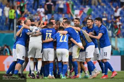 Опубликовано видео реакции итальянских фанатов на серию пенальти в матче с Англией