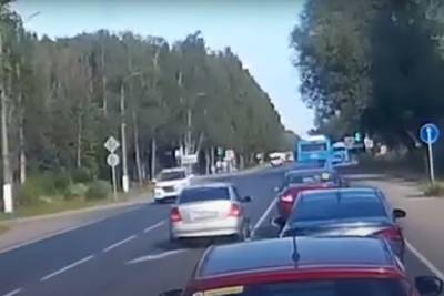 В Твери задержали водителя, грубо нарушившего дорожные правила