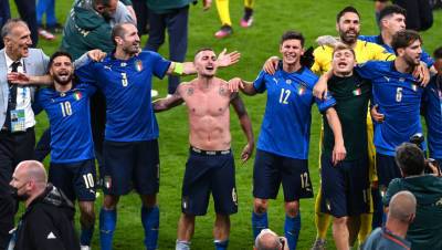 Роберто Манчини - Сборная Италии побила рекорд финалов Евро по владению мячом - gazeta.ru - Англия - Швейцария - Италия - Лондон - Турция