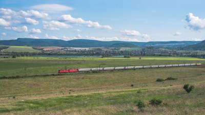Миллионный пассажир проехал на поезде "Таврия" по Крымскому мосту