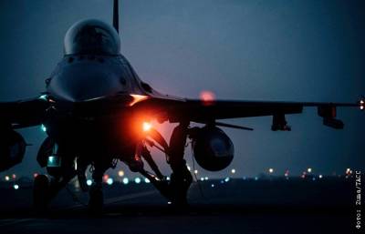 США перебросили в Болгарию эскадрилью истребителей F-16