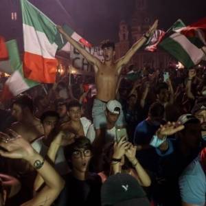 В ходе празднования победы Италии на Евро-2020 пострадали 15 человек