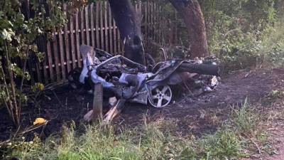 Автогонщик Иван Куренбин и его спутница заживо сгорели в машине