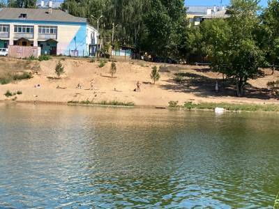 Тело утонувшего мужчины вытащили из озера Силикатного в Ленинском районе