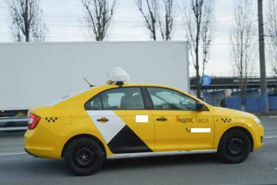 В машине «Яндекс.Такси» в Воронеже обнаружили неопознанный труп