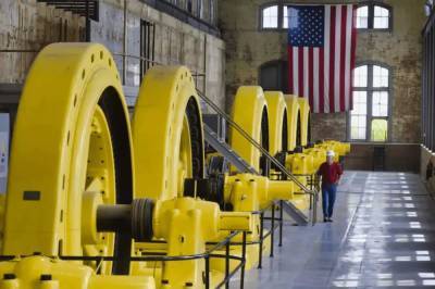 124-летняя гидроэлектростанция в США начала работать на майнинг биткоинов — это выгоднее, чем продавать электроэнергию - rusjev.net - США - шт. Нью-Йорк