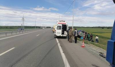 На трассе Тюмень – Ханты-Мансийск в ДТП с КАМАЗом пострадали четыре человека