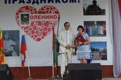 Фельдшер «скорой» из Тверской области получил знак «За заслуги перед Оленинским округом»