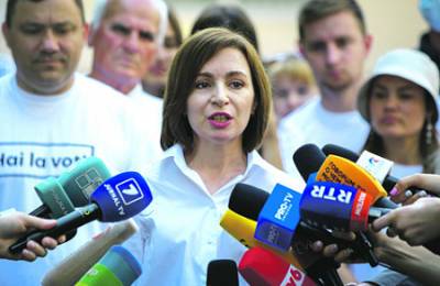 Майя Санду получила абсолютную власть в Молдавии