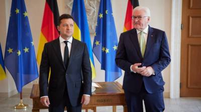 Зеленский обсудил НАТО и Донбасс с президентом Германии