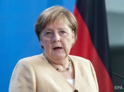Меркель заявила о необходимости имплементации "формулы Штайнмайера"