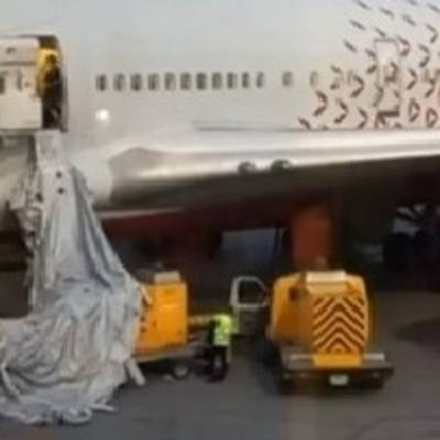 Пассажир, открывший в самолёте Москва – Анталья люк аварийного выхода, объяснил свой поступок