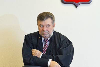 Президент РФ наградил председателя Тверского областного суда