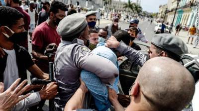 Диас-Канель Мигель - На Кубе проходят антиправительственные протесты - naviny.by - Россия - США - Белоруссия - Куба - Гавана - Сантьяго