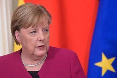 Меркель заявила, что ФРГ поддержит Украину при любом канцлере