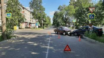 Две молодые пассажирки пострадали в ДТП на улице Благовещенской в Вологде
