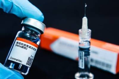 Генконсульство КНР опровергло слова о взаимном признании вакцин CoronaVac и «Спутник-V»