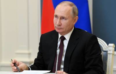 Путин написал статью "Об историческом единстве русских и украинцев"